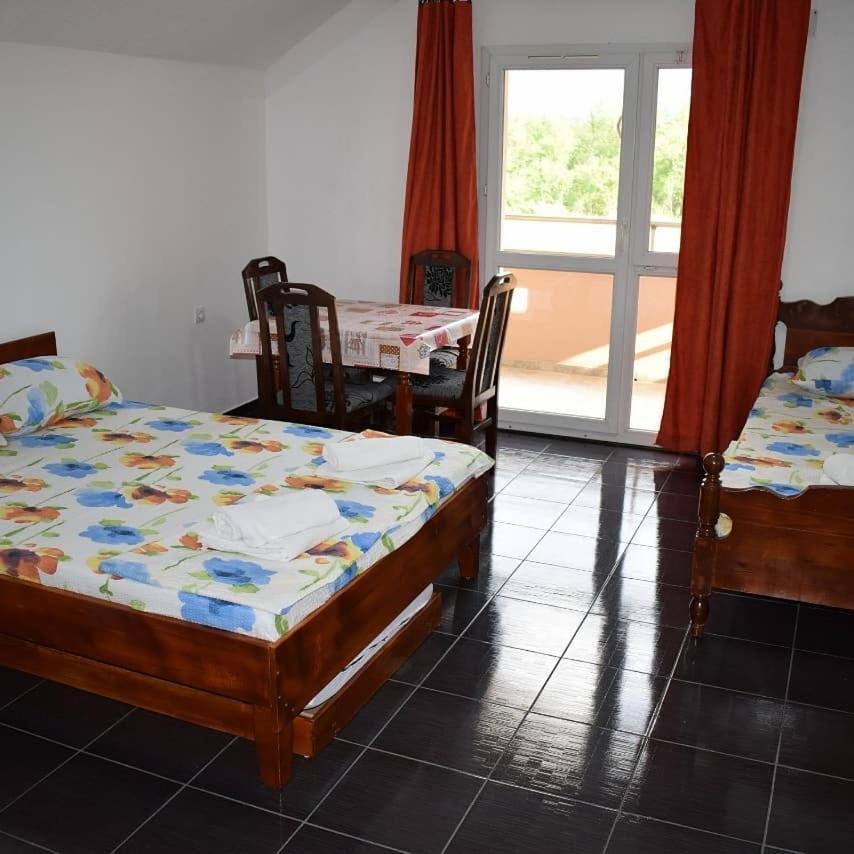 Apartamento Srebrna Nit Veliko Gradište Exterior foto