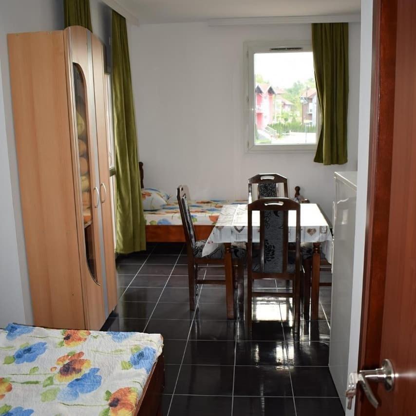 Apartamento Srebrna Nit Veliko Gradište Exterior foto