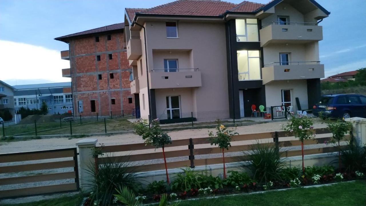 Apartamento Srebrna Nit Veliko Gradište Exterior foto
