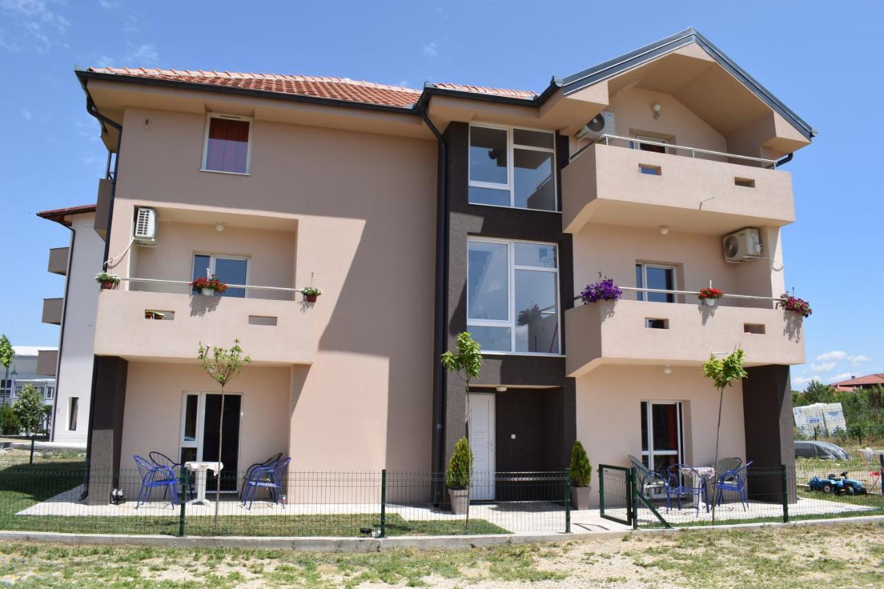 Apartamento Srebrna Nit Veliko Gradište Exterior foto