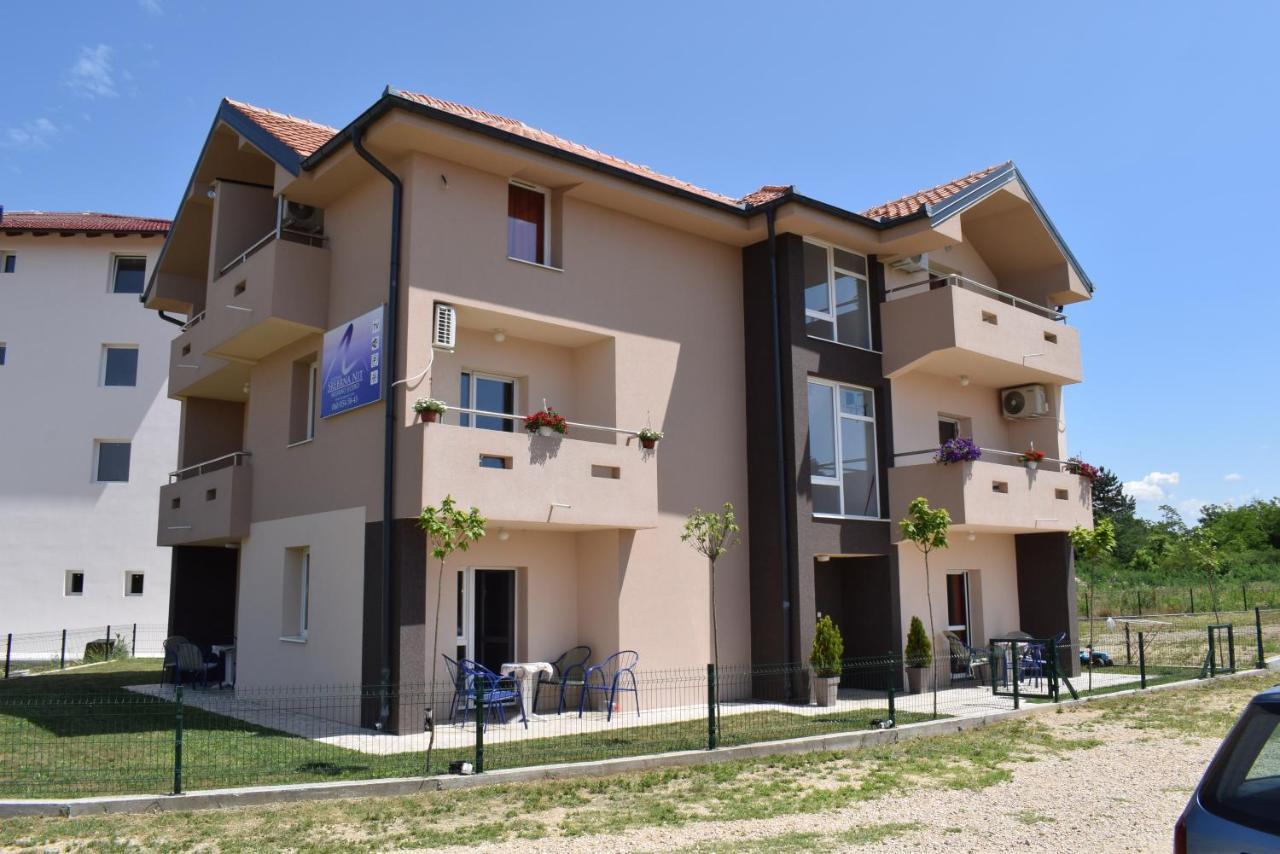 Apartamento Srebrna Nit Veliko Gradište Exterior foto